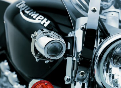 moto rocket-iii,-classic-&-roadster fog-light-kit 