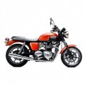 classics-triumph-bonneville-se